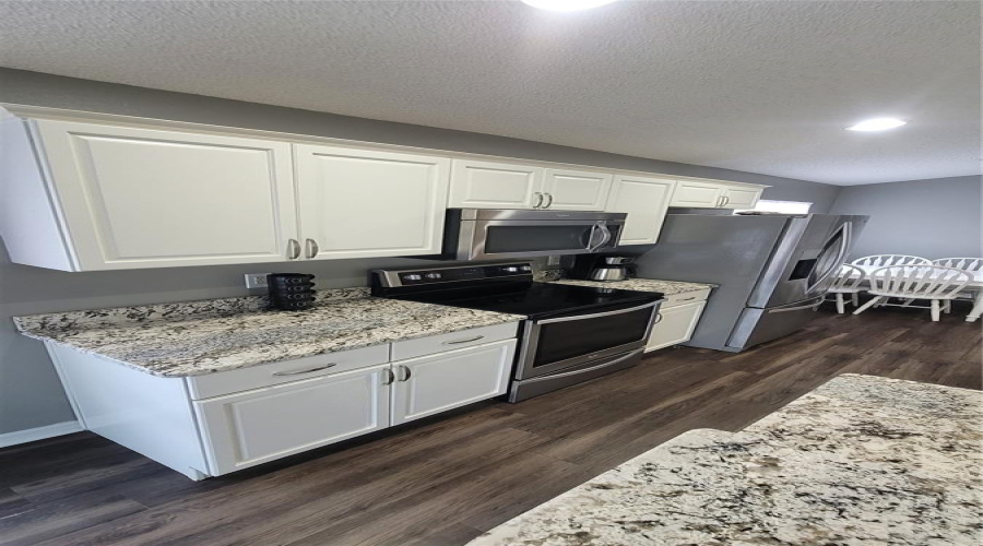 DAVENPORT, Florida 33897, 3 Bedrooms Bedrooms, ,2 BathroomsBathrooms,Residential,For Sale,PIERMONT,0,MFRO6323498