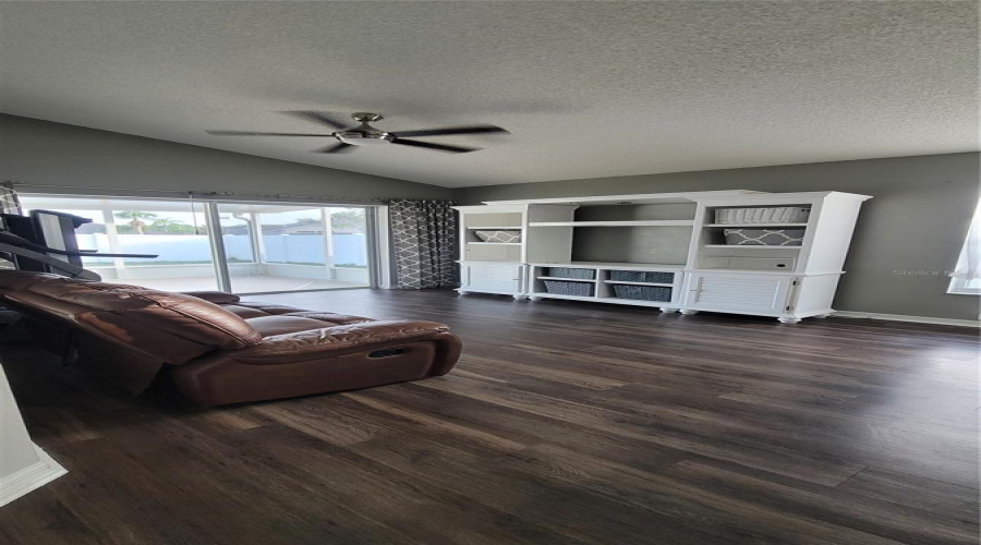 DAVENPORT, Florida 33897, 3 Bedrooms Bedrooms, ,2 BathroomsBathrooms,Residential,For Sale,PIERMONT,0,MFRO6323498
