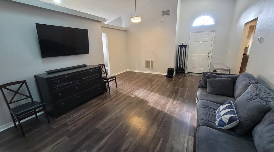 DAVENPORT, Florida 33897, 3 Bedrooms Bedrooms, ,2 BathroomsBathrooms,Residential,For Sale,PIERMONT,0,MFRO6323498