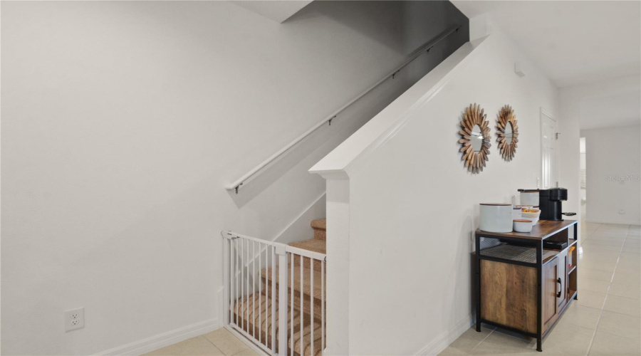 Staircase going to 2nd floor
