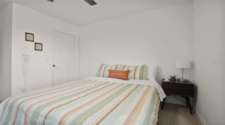 2nd bedroom