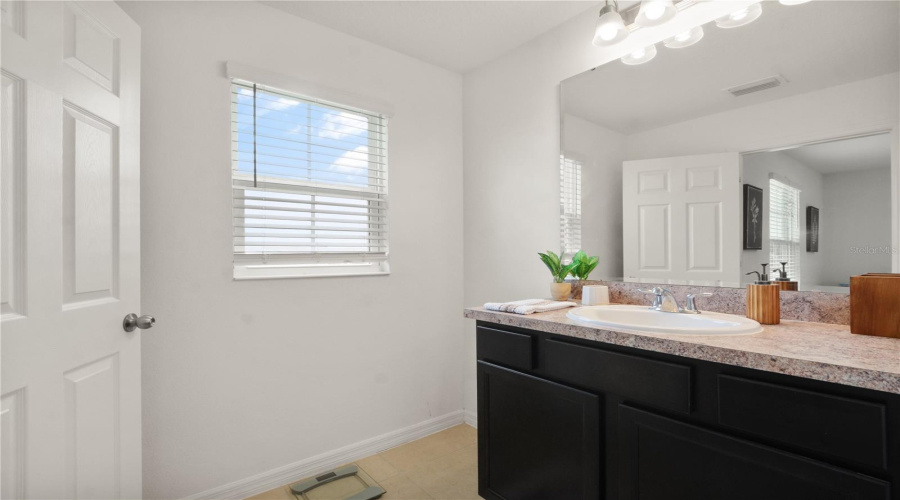 DAVENPORT, Florida 33837, 3 Bedrooms Bedrooms, ,2 BathroomsBathrooms,Residential,For Sale,CLAIRE,0,MFRO6322336