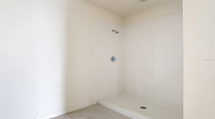 DAVENPORT, Florida 33837, 5 Bedrooms Bedrooms, ,3 BathroomsBathrooms,Residential,For Sale,POST OAK,0,MFRO6322909
