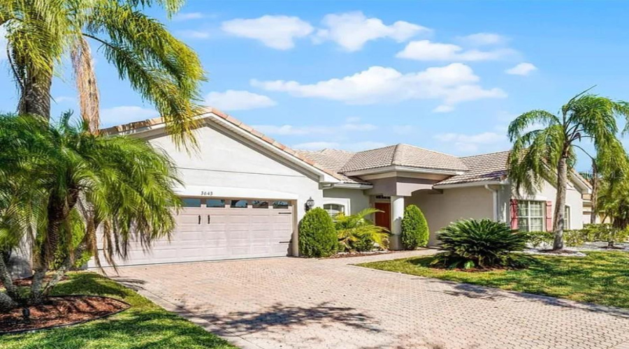 KISSIMMEE, Florida 34746, 3 Bedrooms Bedrooms, ,2 BathroomsBathrooms,Residential,For Sale,WEATHERFIELD,0,MFRO6323559