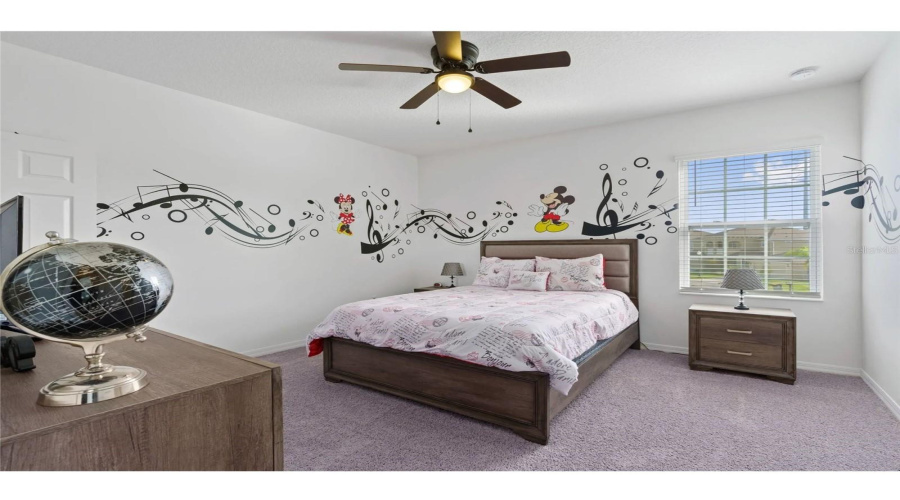 DAVENPORT, Florida 33837, 6 Bedrooms Bedrooms, ,4 BathroomsBathrooms,Residential,For Sale,CROFTON SPRINGS,0,MFRS5130076