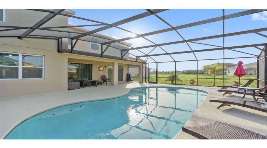 DAVENPORT, Florida 33837, 6 Bedrooms Bedrooms, ,4 BathroomsBathrooms,Residential,For Sale,CROFTON SPRINGS,0,MFRS5130076
