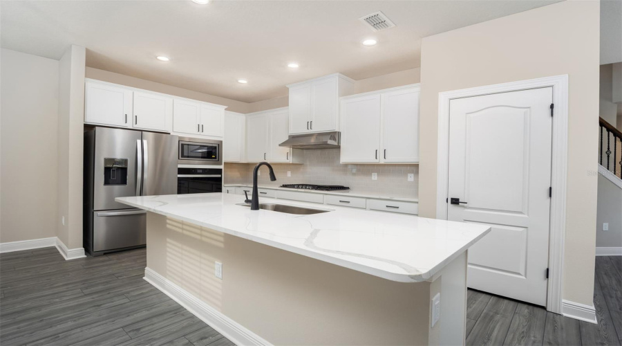KISSIMMEE, Florida 34747, 5 Bedrooms Bedrooms, ,3 BathroomsBathrooms,Residential,For Sale,SOMERSWORTH,0,MFRTB8403350