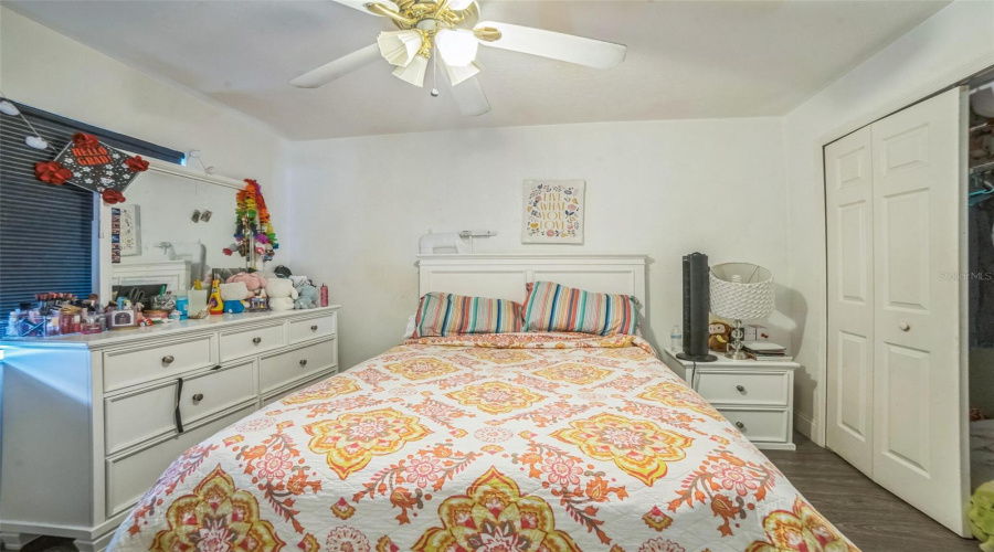 DAVENPORT, Florida 33896, 3 Bedrooms Bedrooms, ,2 BathroomsBathrooms,Residential,For Sale,PARADISE WOODS,0,MFRO6323771