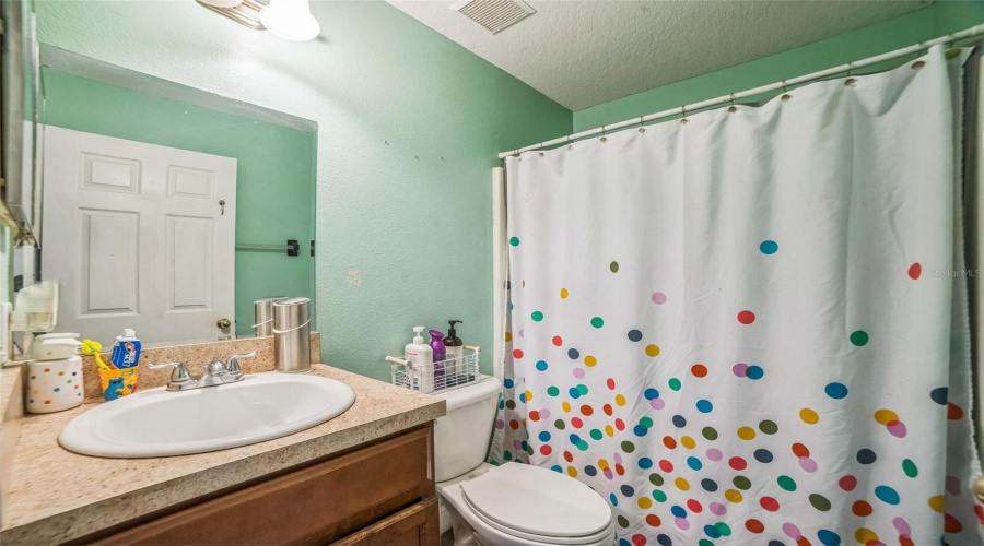 DAVENPORT, Florida 33896, 3 Bedrooms Bedrooms, ,2 BathroomsBathrooms,Residential,For Sale,PARADISE WOODS,0,MFRO6323771