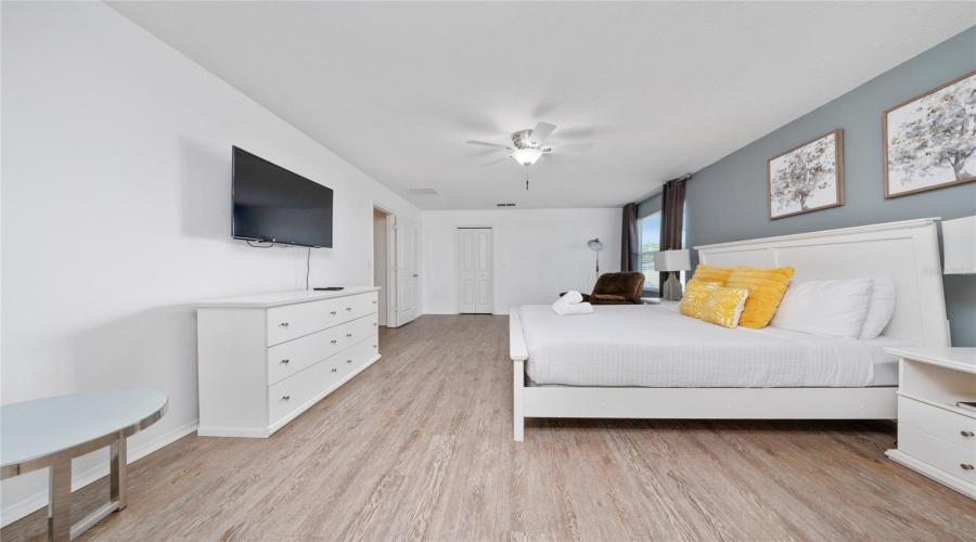 KISSIMMEE, Florida 34746, 7 Bedrooms Bedrooms, ,4 BathroomsBathrooms,Residential,For Sale,TOURMALINE,0,MFRS5130124