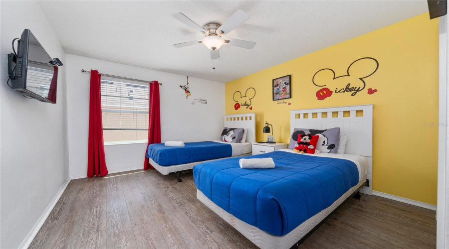 KISSIMMEE, Florida 34746, 7 Bedrooms Bedrooms, ,4 BathroomsBathrooms,Residential,For Sale,TOURMALINE,0,MFRS5130124