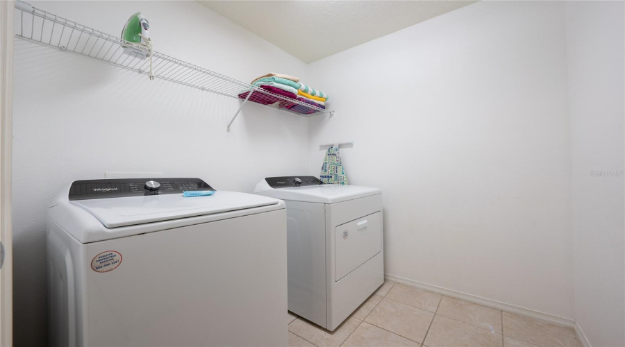 KISSIMMEE, Florida 34746, 7 Bedrooms Bedrooms, ,4 BathroomsBathrooms,Residential,For Sale,TOURMALINE,0,MFRS5130124