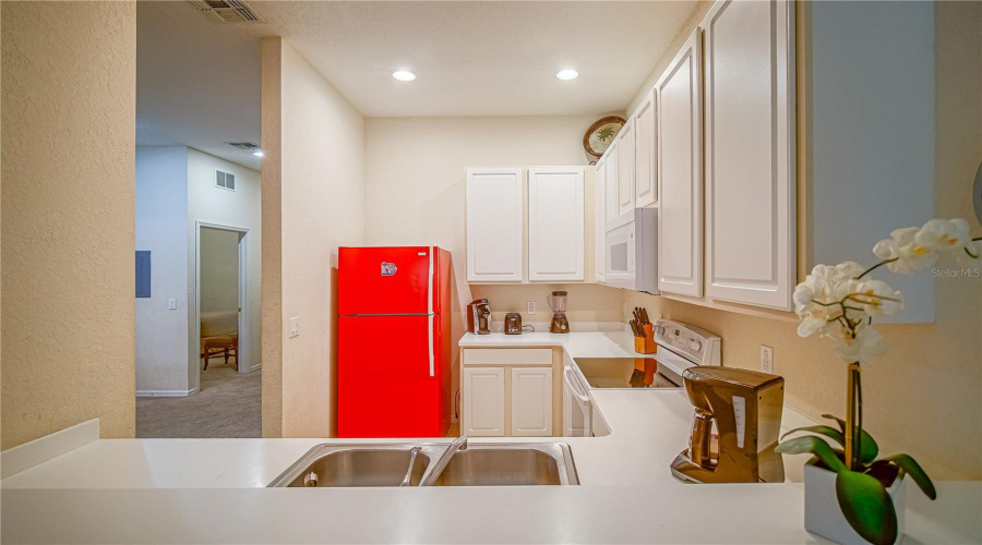 DAVENPORT, Florida 33897, 3 Bedrooms Bedrooms, ,2 BathroomsBathrooms,Residential,For Sale,NEW PROVIDENCE,0,MFRO6323784