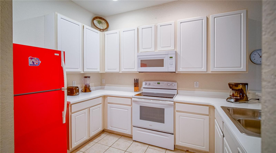 DAVENPORT, Florida 33897, 3 Bedrooms Bedrooms, ,2 BathroomsBathrooms,Residential,For Sale,NEW PROVIDENCE,0,MFRO6323784