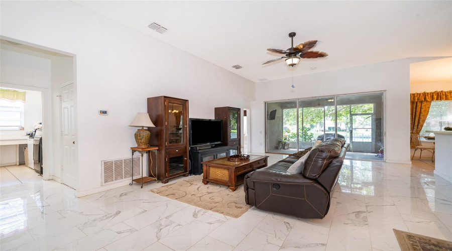KISSIMMEE, Florida 34746, 3 Bedrooms Bedrooms, ,2 BathroomsBathrooms,Residential,For Sale,GRANGER,0,MFRO6323895