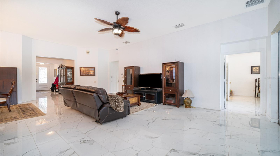 KISSIMMEE, Florida 34746, 3 Bedrooms Bedrooms, ,2 BathroomsBathrooms,Residential,For Sale,GRANGER,0,MFRO6323895