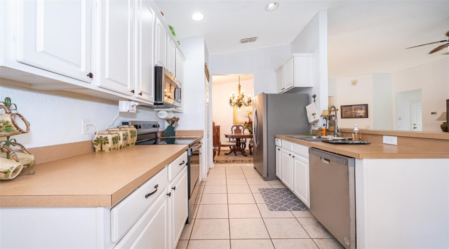 KISSIMMEE, Florida 34746, 3 Bedrooms Bedrooms, ,2 BathroomsBathrooms,Residential,For Sale,GRANGER,0,MFRO6323895