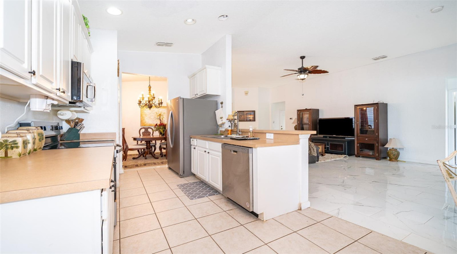 KISSIMMEE, Florida 34746, 3 Bedrooms Bedrooms, ,2 BathroomsBathrooms,Residential,For Sale,GRANGER,0,MFRO6323895