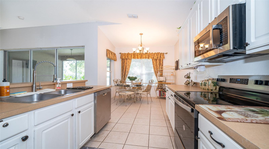 KISSIMMEE, Florida 34746, 3 Bedrooms Bedrooms, ,2 BathroomsBathrooms,Residential,For Sale,GRANGER,0,MFRO6323895