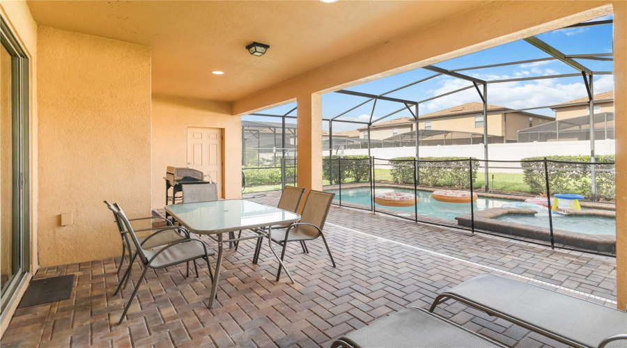 KISSIMMEE, Florida 34747, 6 Bedrooms Bedrooms, ,4 BathroomsBathrooms,Residential,For Sale,MOROCCO,0,MFRO6320776