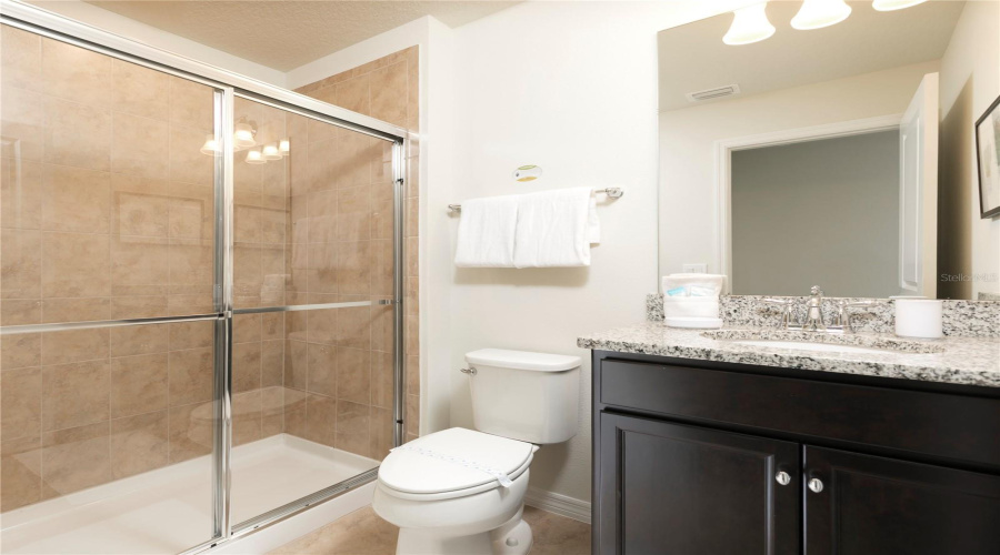 DAVENPORT, Florida 33837, 5 Bedrooms Bedrooms, ,4 BathroomsBathrooms,Residential,For Sale,TERRASONESTA,0,MFRO6323670