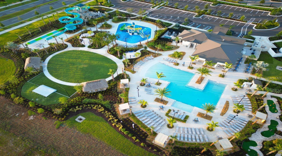 complimentary shuttle to all Amenities