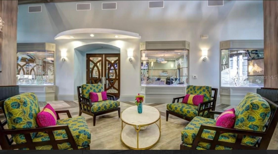 complimentary shuttle to all Amenities