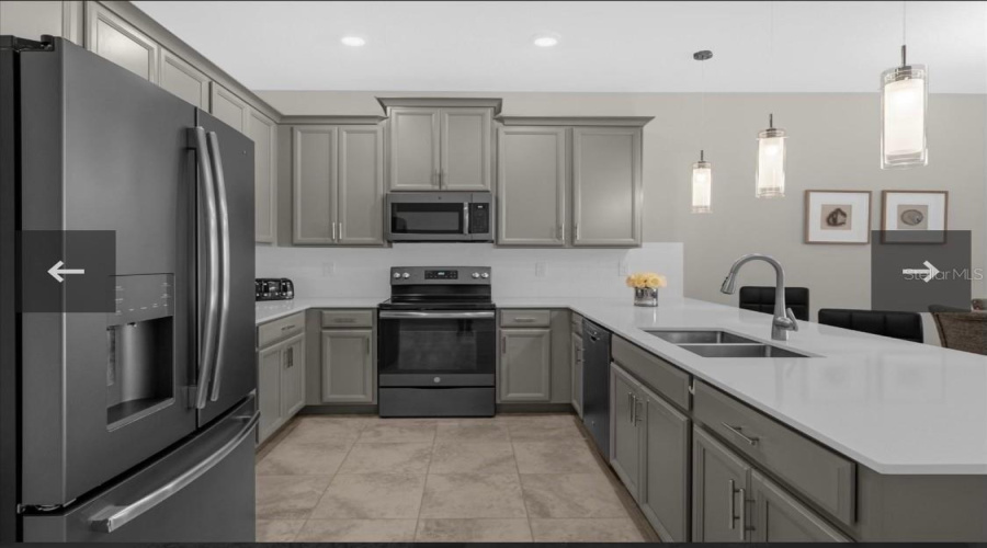 DAVENPORT, Florida 33896, 3 Bedrooms Bedrooms, ,2 BathroomsBathrooms,Residential,For Sale,OCEAN COURSE,0,MFRV4936460
