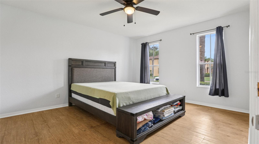 DAVENPORT, Florida 33897, 4 Bedrooms Bedrooms, ,3 BathroomsBathrooms,Residential,For Sale,CALABRIA AVENUE,0,MFRTB8400282