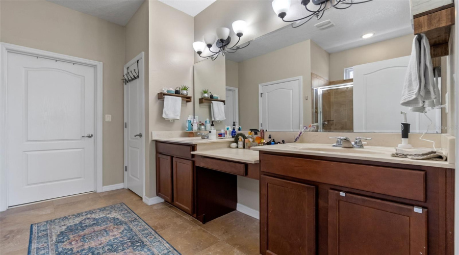 KISSIMMEE, Florida 34746, 3 Bedrooms Bedrooms, ,2 BathroomsBathrooms,Residential,For Sale,COMMANDER,0,MFRO6322476