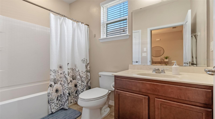 KISSIMMEE, Florida 34746, 3 Bedrooms Bedrooms, ,2 BathroomsBathrooms,Residential,For Sale,COMMANDER,0,MFRO6322476