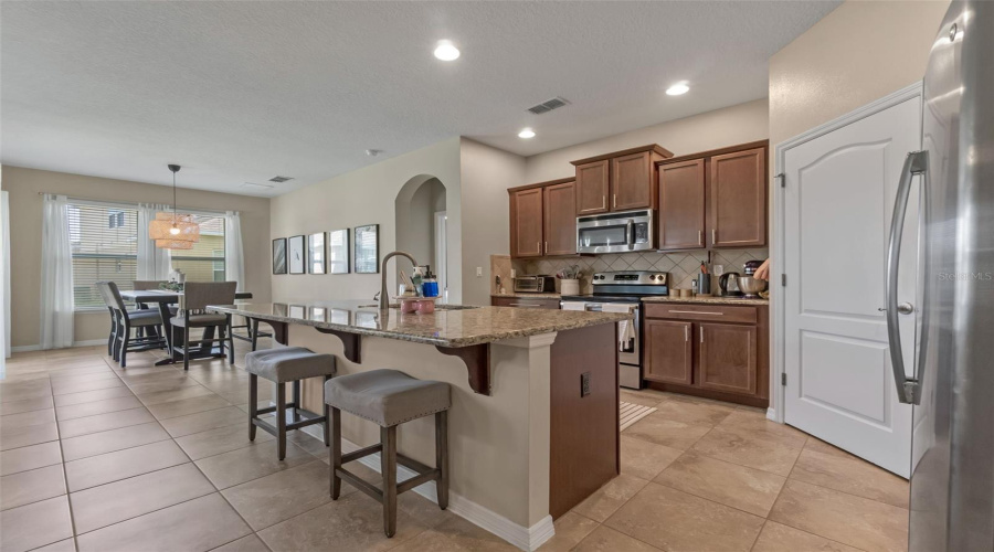 KISSIMMEE, Florida 34746, 3 Bedrooms Bedrooms, ,2 BathroomsBathrooms,Residential,For Sale,COMMANDER,0,MFRO6322476