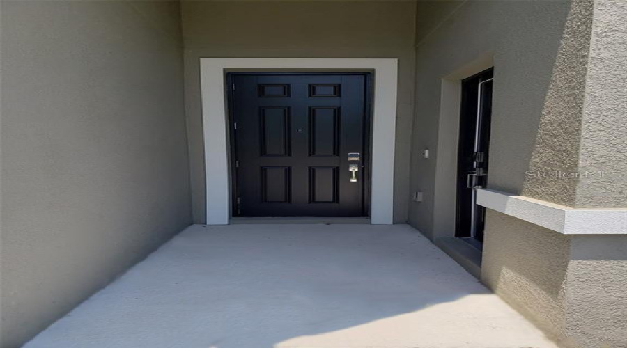 KISSIMMEE, Florida 34746, 4 Bedrooms Bedrooms, ,3 BathroomsBathrooms,Residential,For Sale,BABBLING BROOK,0,MFRS5130079