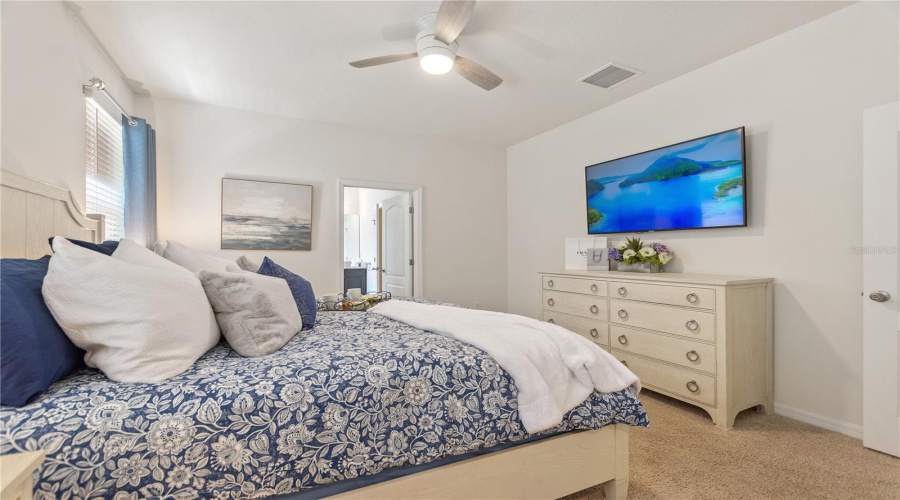 DAVENPORT, Florida 33837, 7 Bedrooms Bedrooms, ,5 BathroomsBathrooms,Residential,For Sale,OAK SHADOW,0,MFRO6324182