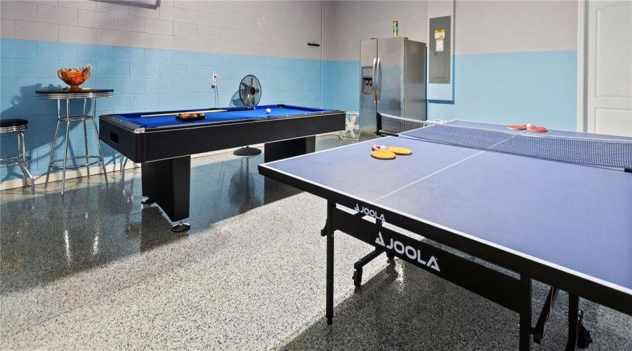 DAVENPORT, Florida 33837, 7 Bedrooms Bedrooms, ,5 BathroomsBathrooms,Residential,For Sale,OAK SHADOW,0,MFRO6324182