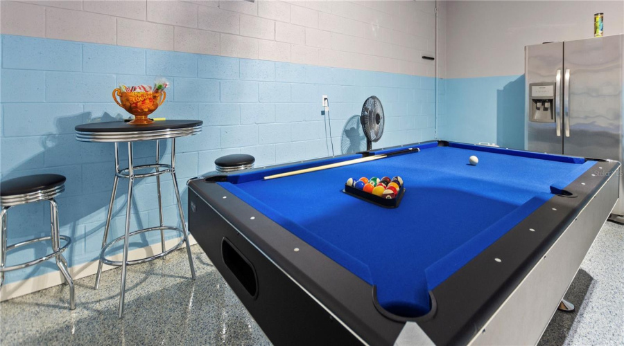 DAVENPORT, Florida 33837, 7 Bedrooms Bedrooms, ,5 BathroomsBathrooms,Residential,For Sale,OAK SHADOW,0,MFRO6324182