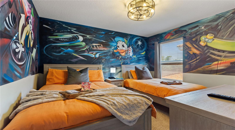 DAVENPORT, Florida 33837, 7 Bedrooms Bedrooms, ,5 BathroomsBathrooms,Residential,For Sale,OAK SHADOW,0,MFRO6324182