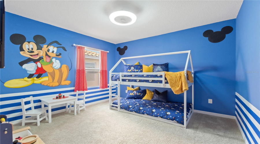 DAVENPORT, Florida 33837, 7 Bedrooms Bedrooms, ,5 BathroomsBathrooms,Residential,For Sale,OAK SHADOW,0,MFRO6324182