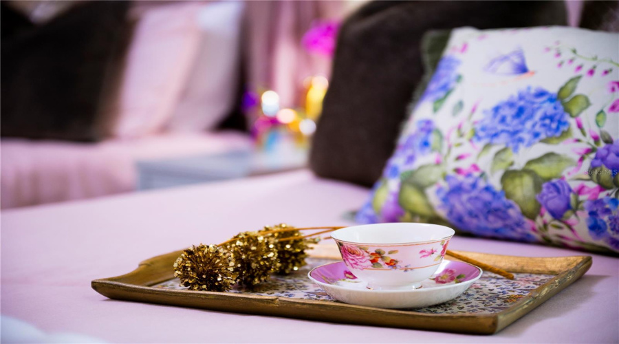 DAVENPORT, Florida 33837, 7 Bedrooms Bedrooms, ,5 BathroomsBathrooms,Residential,For Sale,OAK SHADOW,0,MFRO6324182