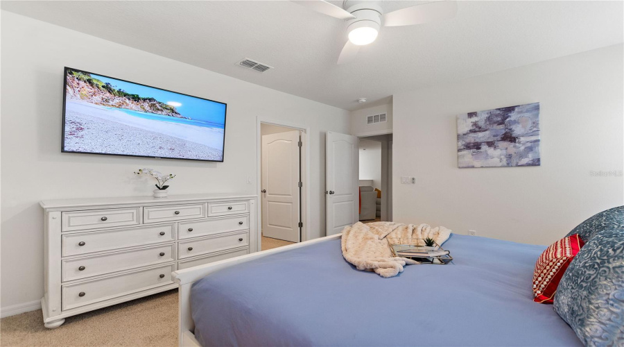 DAVENPORT, Florida 33837, 7 Bedrooms Bedrooms, ,5 BathroomsBathrooms,Residential,For Sale,OAK SHADOW,0,MFRO6324182