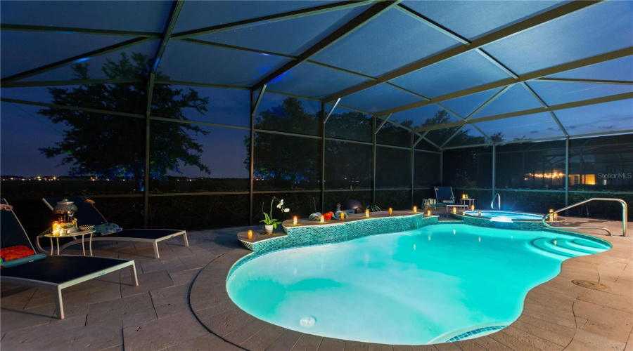 DAVENPORT, Florida 33837, 7 Bedrooms Bedrooms, ,5 BathroomsBathrooms,Residential,For Sale,OAK SHADOW,0,MFRO6324182