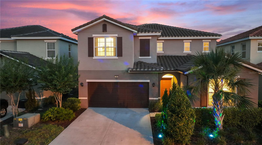 DAVENPORT, Florida 33837, 7 Bedrooms Bedrooms, ,5 BathroomsBathrooms,Residential,For Sale,OAK SHADOW,0,MFRO6324182