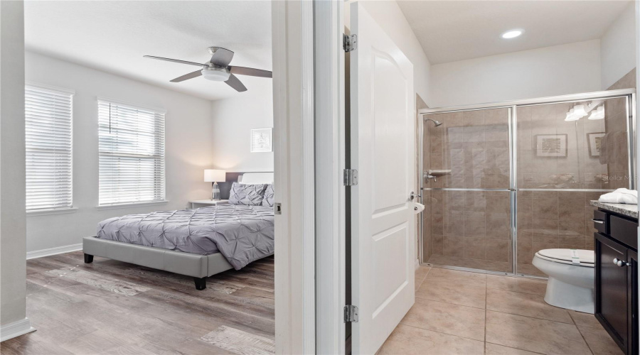 KISSIMMEE, Florida 34747, 8 Bedrooms Bedrooms, ,6 BathroomsBathrooms,Residential,For Sale,LIMA,0,MFRO6324211