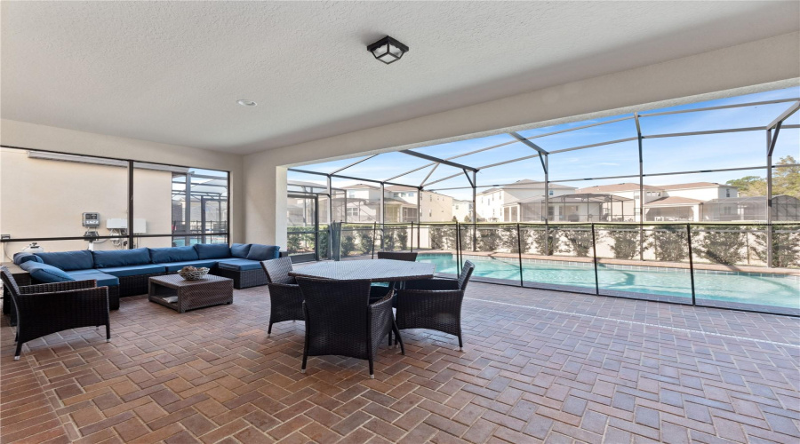 KISSIMMEE, Florida 34747, 8 Bedrooms Bedrooms, ,6 BathroomsBathrooms,Residential,For Sale,LIMA,0,MFRO6324211