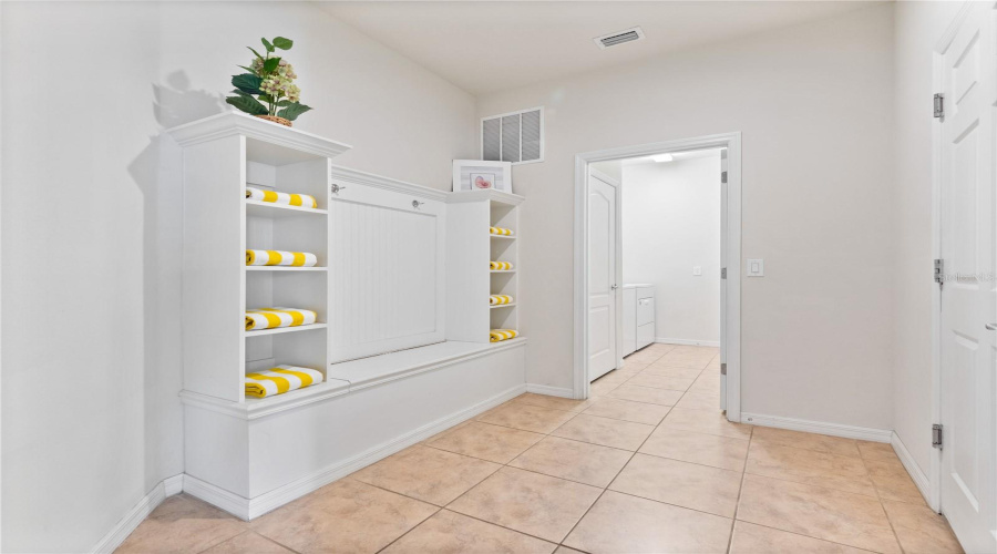 KISSIMMEE, Florida 34747, 8 Bedrooms Bedrooms, ,6 BathroomsBathrooms,Residential,For Sale,LIMA,0,MFRO6324211