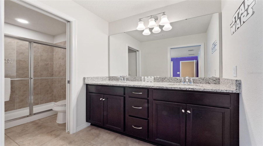 KISSIMMEE, Florida 34747, 8 Bedrooms Bedrooms, ,6 BathroomsBathrooms,Residential,For Sale,LIMA,0,MFRO6324211