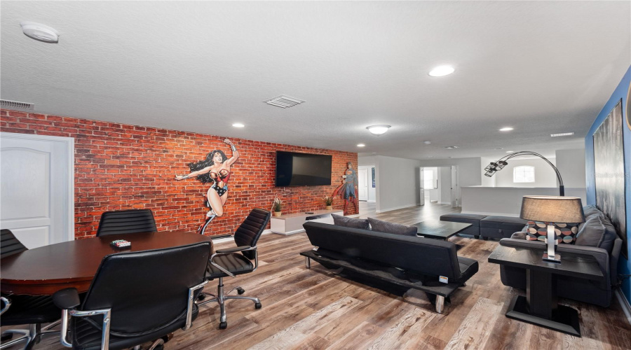 KISSIMMEE, Florida 34747, 8 Bedrooms Bedrooms, ,6 BathroomsBathrooms,Residential,For Sale,LIMA,0,MFRO6324211