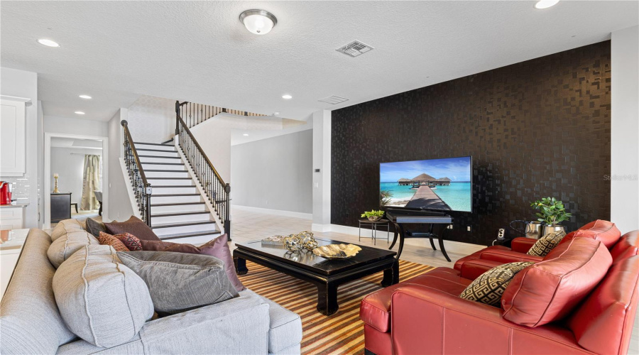 ORLANDO, Florida 32836, 8 Bedrooms Bedrooms, ,6 BathroomsBathrooms,Residential,For Sale,DOTH,0,MFRO6323665