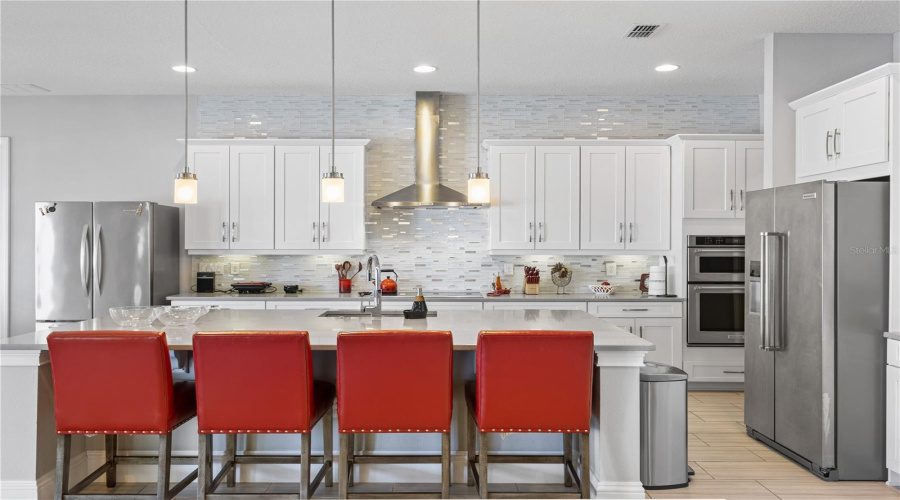 ORLANDO, Florida 32836, 8 Bedrooms Bedrooms, ,6 BathroomsBathrooms,Residential,For Sale,DOTH,0,MFRO6323665