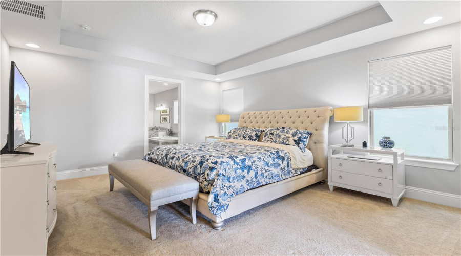 ORLANDO, Florida 32836, 8 Bedrooms Bedrooms, ,6 BathroomsBathrooms,Residential,For Sale,DOTH,0,MFRO6323665